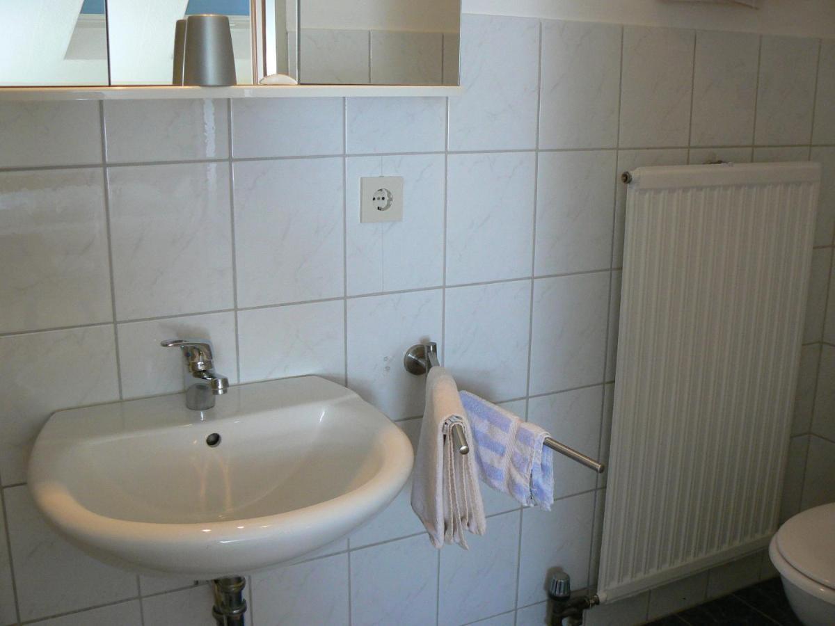 Haus Evelyn / Haus Heidemarie Bad Fussing Room photo