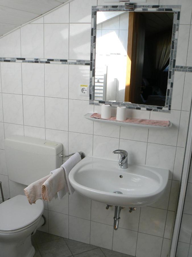 Haus Evelyn / Haus Heidemarie Bad Fussing Room photo