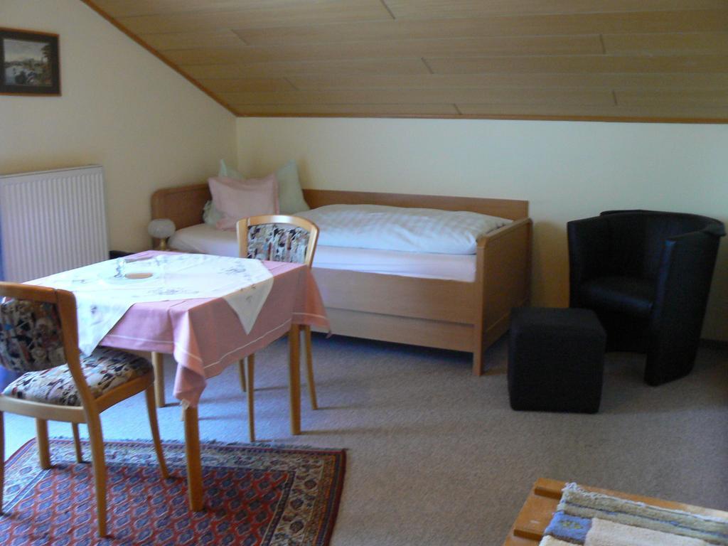 Haus Evelyn / Haus Heidemarie Bad Fussing Room photo